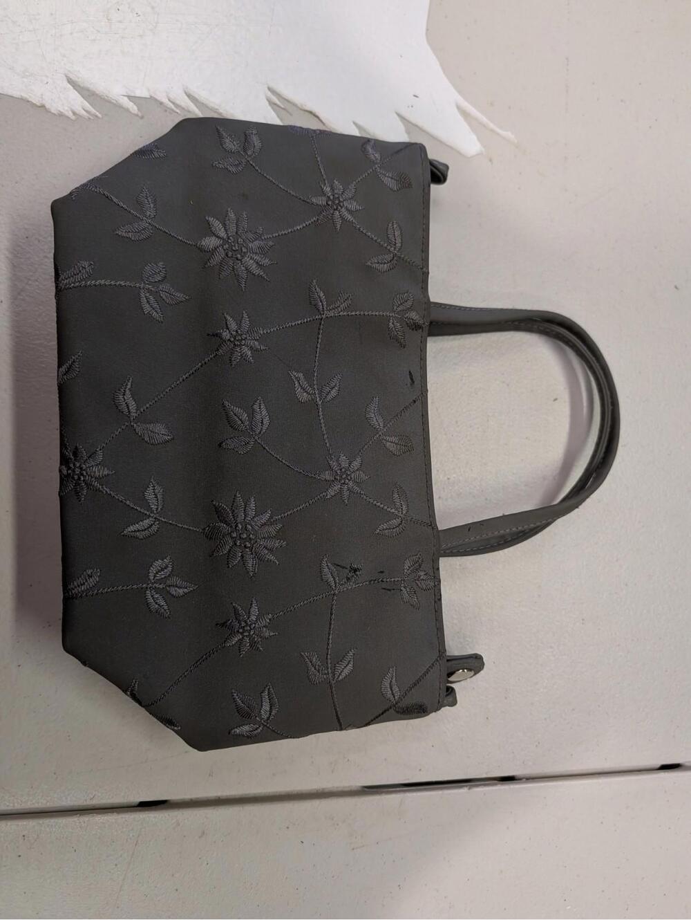 gray embroidered steve madden handbag purse small clutch Y2K